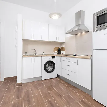 Lägenhet Home2book Cozy Beachfront Getaway In Tarajalejo