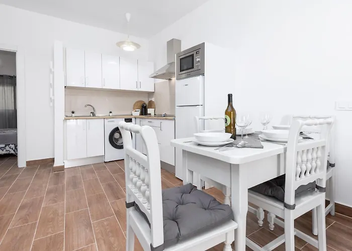 Home2book Cozy Beachfront Getaway In Tarajalejo