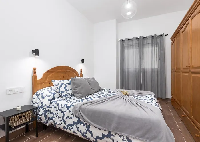 Home2book Cozy Beachfront Getaway In Appartement