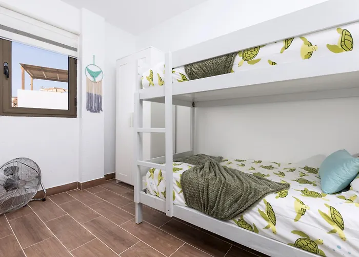 Home2book Cozy Beachfront Getaway In Appartement