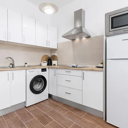 Home2book Cozy Beachfront Getaway In Tarajalejo